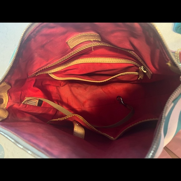 Dooney & Bourke - Picture 2 of 3